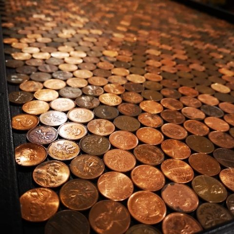 tatum_art's tweet photo. My hubby's work in progress, just needs to be resined and legs painted flat black. #pennytable #pennys #ironpipeart #ironpipe #resinart #resin #mancave #resinart https://t.co/oM5C9Wvtkb