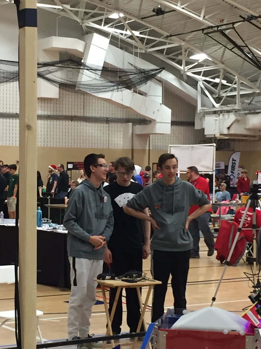 ⁦<a href="/ACSRochester/">Allendale Columbia</a>⁩ #ftc AC aces getting ready for round 2