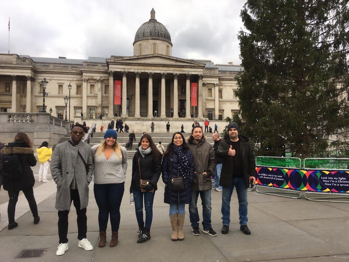 UndiscoveredLon's tweet photo. Big thanks to the awesome people out on our Free London Tour! #undiscoveredlondon #freetour #freewalkingtour https://t.co/mE5yttmXPO