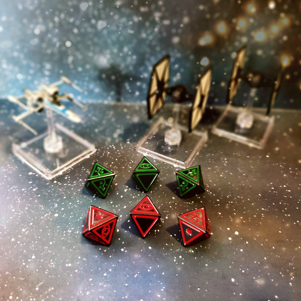 dieharddice's tweet image. On the sixth day of #Dicemas, Die Hard Dice gave for free.... 

SIX Star Wings Soaring!

Be sure to follow and retweet this for a chance to win! 
Details here: dieharddice.com/dicemas

#12daysofdicemas #dicedicebaby #dice  #tabletop #giveaway #xwingminiatures #boardgames