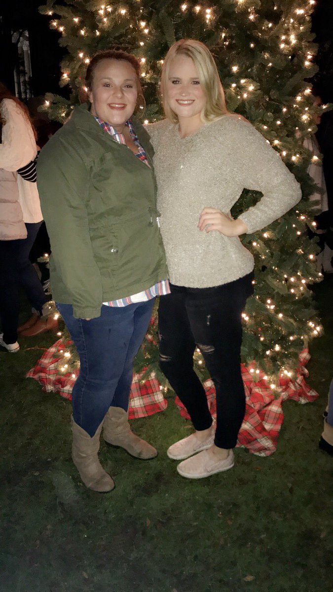 DuggerCaitlyn's tweet photo. It’s my girls 19th!!! I love you @KeriAnneLyle! Happy birthday baby! Cant wait to celebrate when we get back together🎊 https://t.co/0UMUu0xn11
