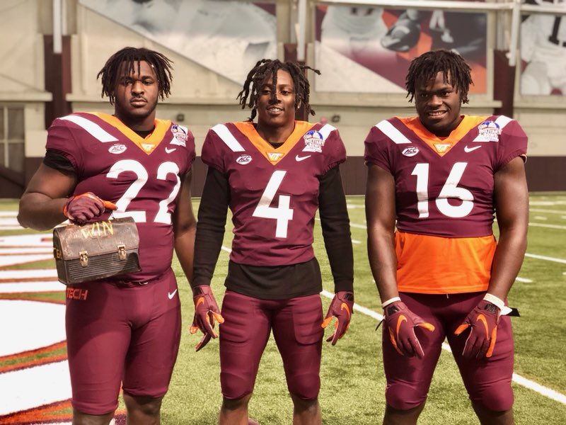 keshawnk25's tweet photo. Animals 🔥🦍#Hokies https://t.co/rsjGlFOh0b