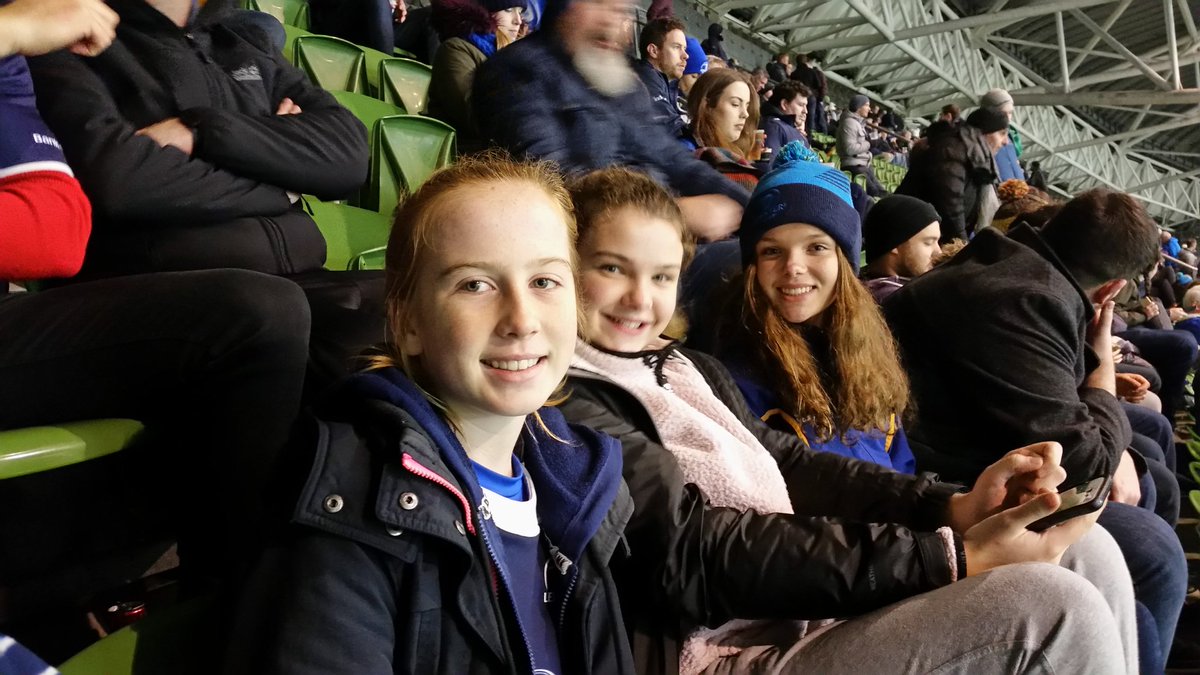 DeaconVicki's tweet photo. GNO@Leinsterrugby #JoinTheRoar https://t.co/rBmukjTuqx