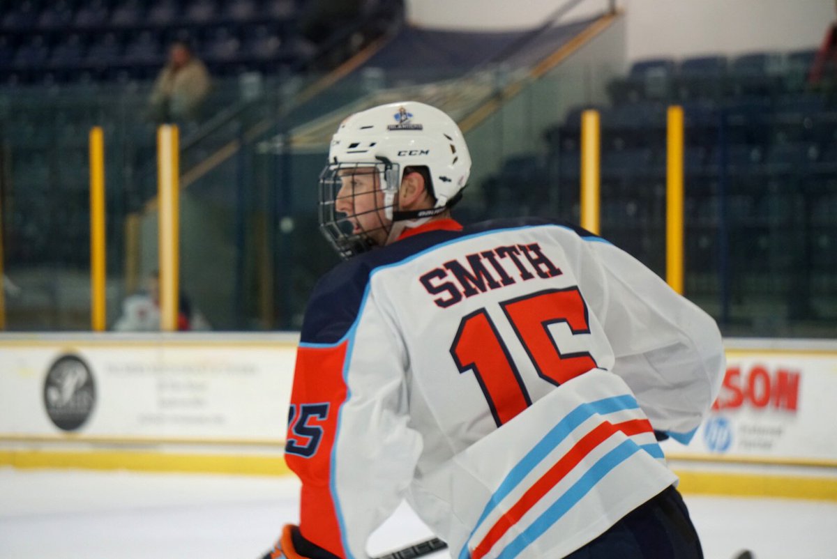 islandershc's tweet photo. 🏒🚨#GAMEDAY🚨🏒
#Premier @IslandersHC 
🆚 @PotomacPatriots 
📍 Florida Hospital Center Ice Rink C
⏰ 8pm
📺https://t.co/7mypk9EfNJ

#GoIHC https://t.co/SZLGH2gHwG