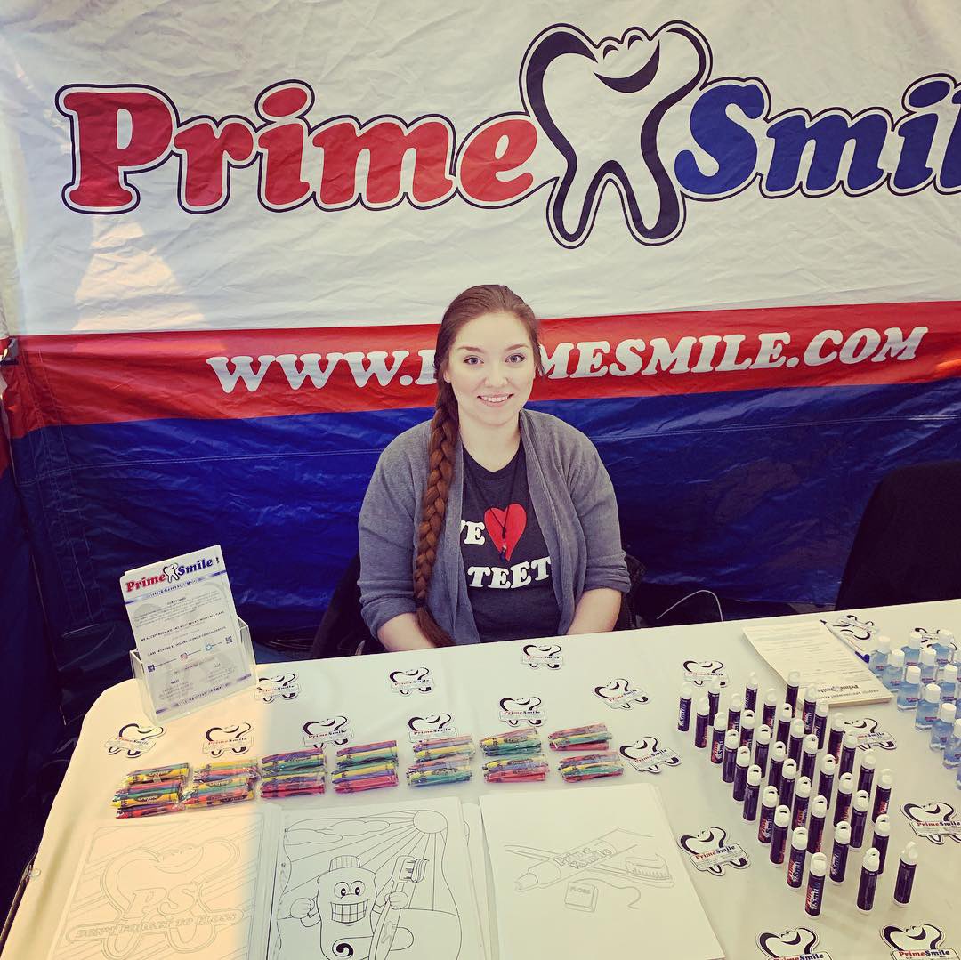 Prime_Smile's tweet photo. Here at the Bleed Blue Blood-Drive and Holiday Fest at Lucas Oil Stadium! Come get some PS Swag and throw the pigskin around! πππ #primesmile #indydentist #brushyourteeth #happyteeth https://t.co/mQfDhC8ZK3