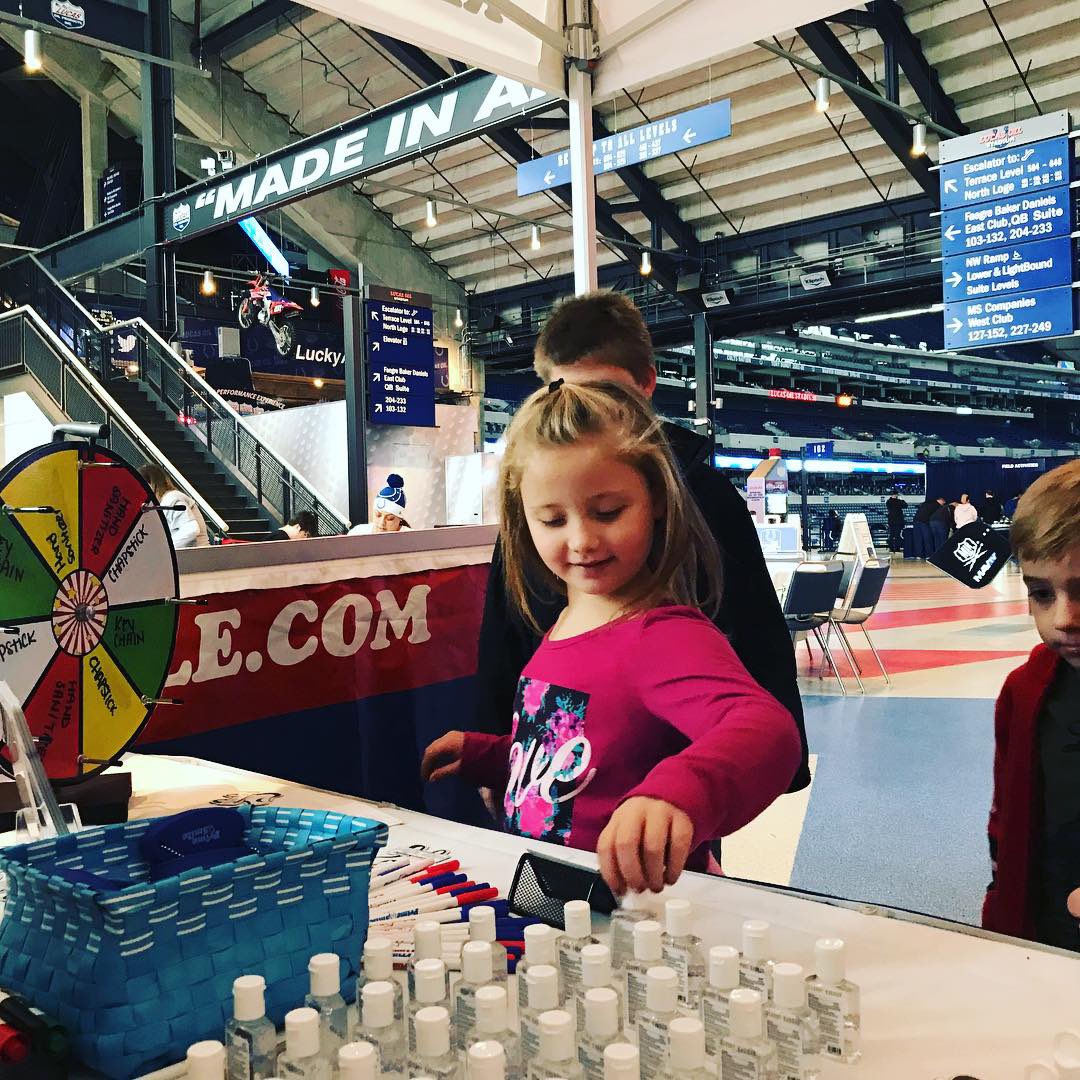 Prime_Smile's tweet photo. Here at the Bleed Blue Blood-Drive and Holiday Fest at Lucas Oil Stadium! Come get some PS Swag and throw the pigskin around! πππ #primesmile #indydentist #brushyourteeth #happyteeth https://t.co/mQfDhC8ZK3