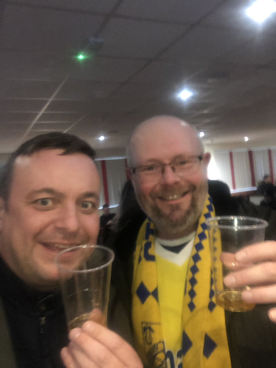 theraffleboy's tweet photo. @WordsleyBagger #dimmoisalegend I’d like to say #freewhiskeysaturday which it was but Dimmo bought it 🥃 #awfulpic https://t.co/MR21ybG0rK