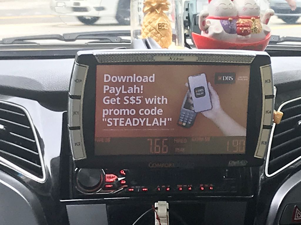 Jvowens's tweet photo. The mobile payment battle is really heated in #Singapore #Alipay #WeChatPay #DBS #Paylah #mobile #payments #Asean https://t.co/Ni9uJDiiQN