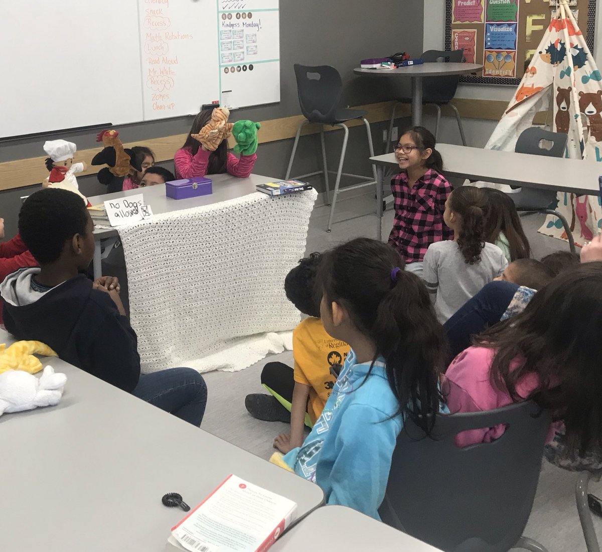 MissVancise's tweet photo. Collaboration, oral language skills, script-writing, story elements, growth mindset...is there anything a good puppet show can’t tackle? @trixi1317 
#connaught #joyfullearning #creativekids https://t.co/4KwnIqEVvM