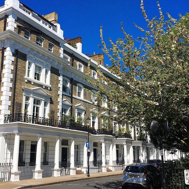 Inveslondon's tweet photo. Onslow Square, South Kensington 
#onslowsquare #southkensington #architecture #luxurious #london #photooftheday #uk #england #luxurylifestyle #lux #luxurystyle #homestyle #centrallondon #primecentrallondon #realestate #picoftheday #styles #luxuryhomes #l… https://t.co/0GK7D8A2ze https://t.co/jmP7GLkfEE