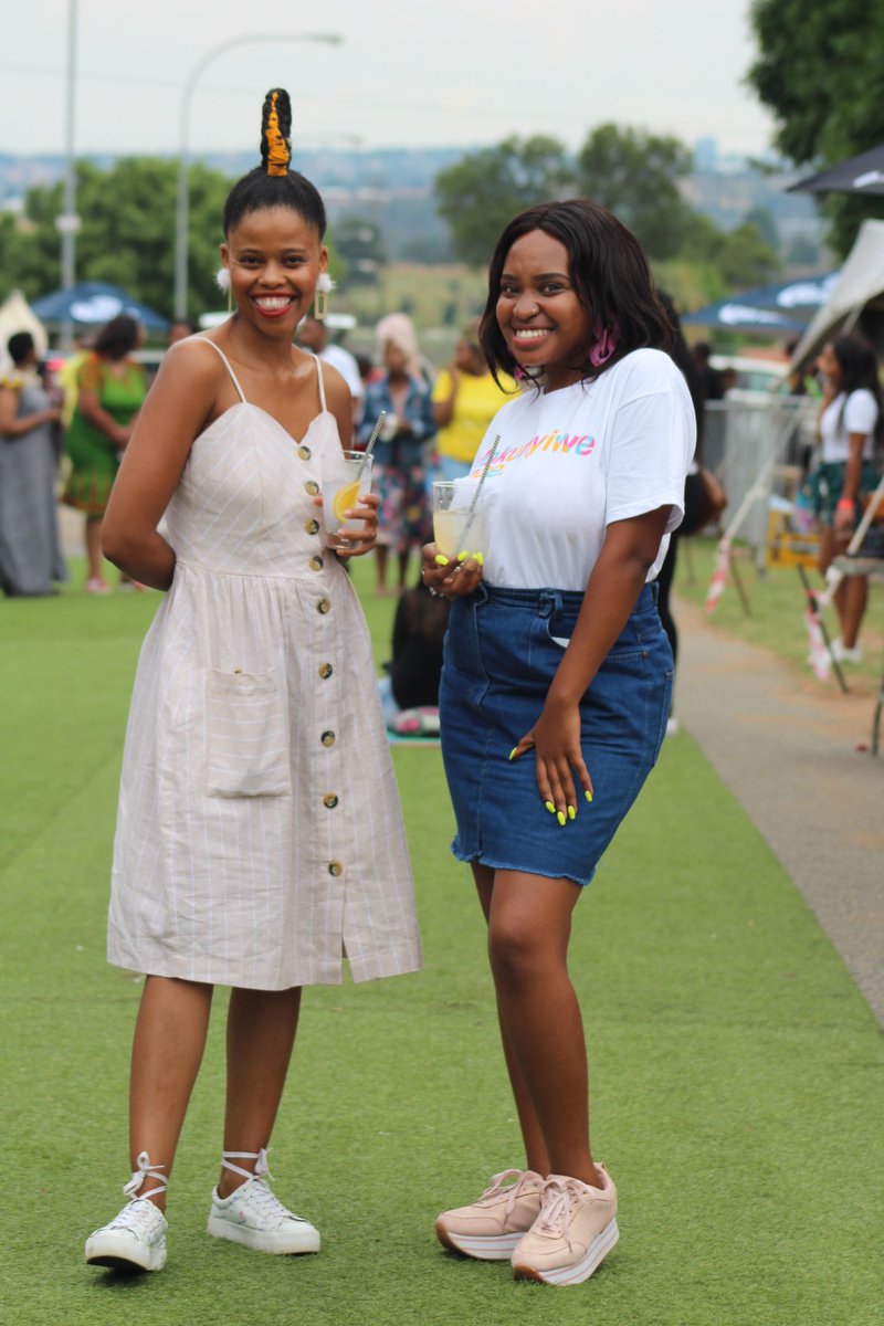 beezybraidsza's tweet photo. @Nix_indamix x @beezybraidsza Collabo today. The combos were communicating at the #Makhelwanefest. Thank you to #cointreauSA for the complimentary drinks. https://t.co/EQnovA6nJ1