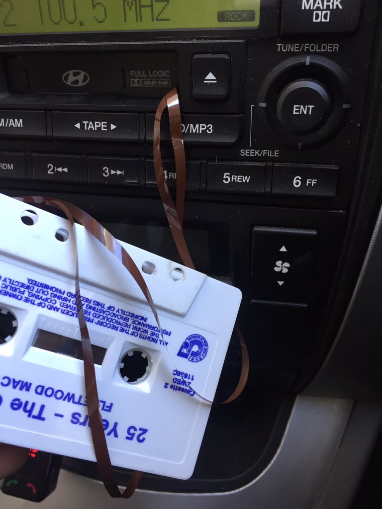 WandererASMR's tweet image. I had a problem straight out of the 90’s today.