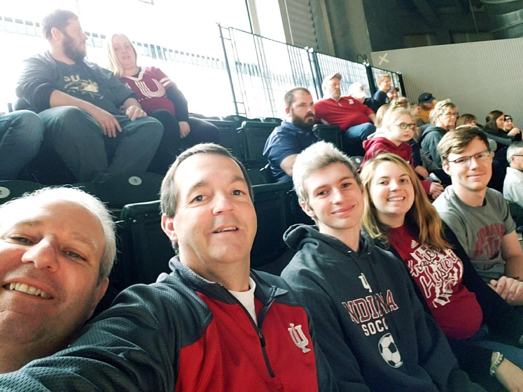 stevenstalcup3's tweet photo. Waiting for the JV game to be over 😴 #CrossroadsClassic #iubb https://t.co/7FDAJ29S0t