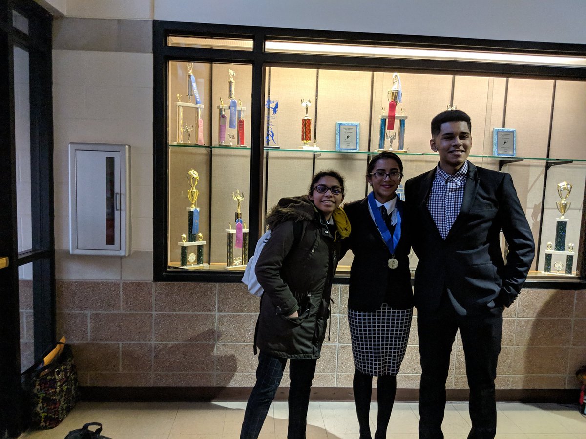 MAiellorl's tweet photo. Congratulations to Kathia Torres for taking 1st place in Declamation Speaking at Grant #RoundLakeSpeech https://t.co/JRdXgLZOth
