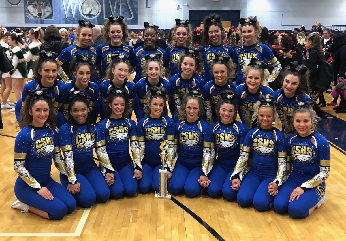 sandburgcheer's tweet image. Varsity finishes the day with a hit routine and a win at Oswego East. Great to have so many alumni in the stands! Thanks for your support.