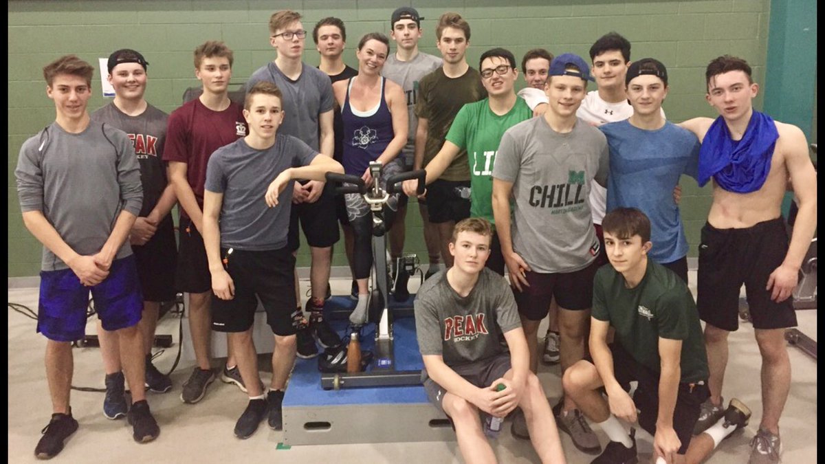 The Rangers putting some work in on a Saturday night! Lookin good fellas.