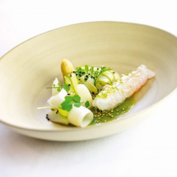SigTastes's tweet photo. Signature Saturday: Roland Huber’s Norway Lobster with Asparagus from Vienna. Only three ingredients and Le Ciel has a Michelin star...

https://t.co/jj1ioIu5IC

#signaturetastes #placebasedtastes#restaurantrecipes #food #foodie #lobster #seafood #vienna #austria #michelin https://t.co/ZbLeCxWacx