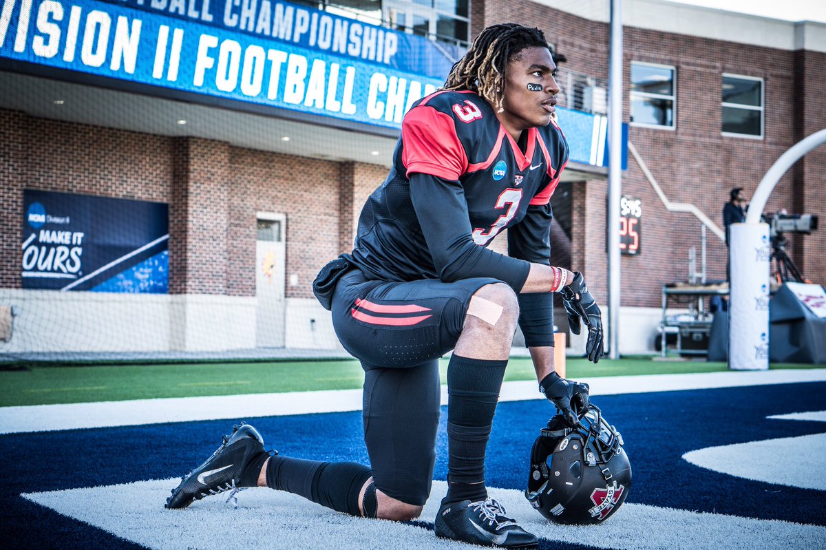 VState_Blazers's tweet photo. Believe The Hype. #BlazerNation #BlazersTakeTexas https://t.co/VcejDIKeJE