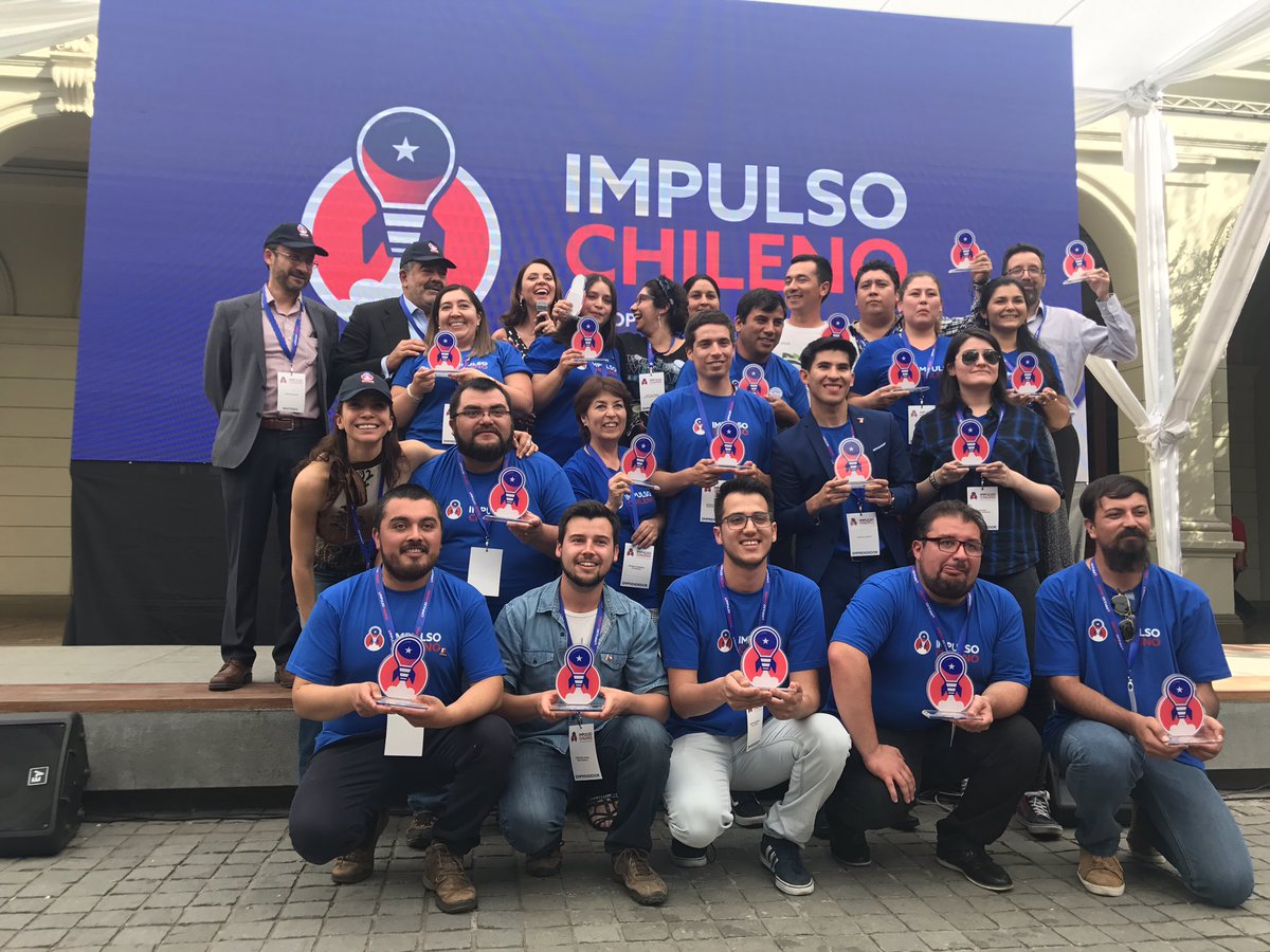 alemustakis's tweet photo. 8.000 postulaciones en #ImpulsoChileno 
60 ganadores 
20 con $10 mm y mentoria MBA UC
20 con $10 mm y mentoria MBA UC
20 con $10 mm y mentoria MBA UC
Pura fuerza y talento Chileno 
👏👏 https://t.co/JRFHSr4THo