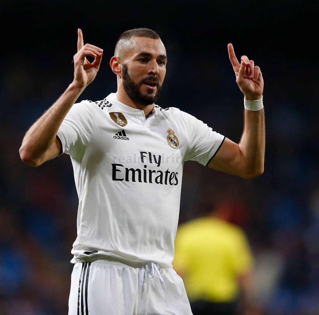 After his goal against Rayo Vallecano, Benzema now has more goals in LaLiga in 18/19 than he bagged in the whole of 17/18. 6 so far compred to last seasons 5. #RMLiga #HalaMadrid