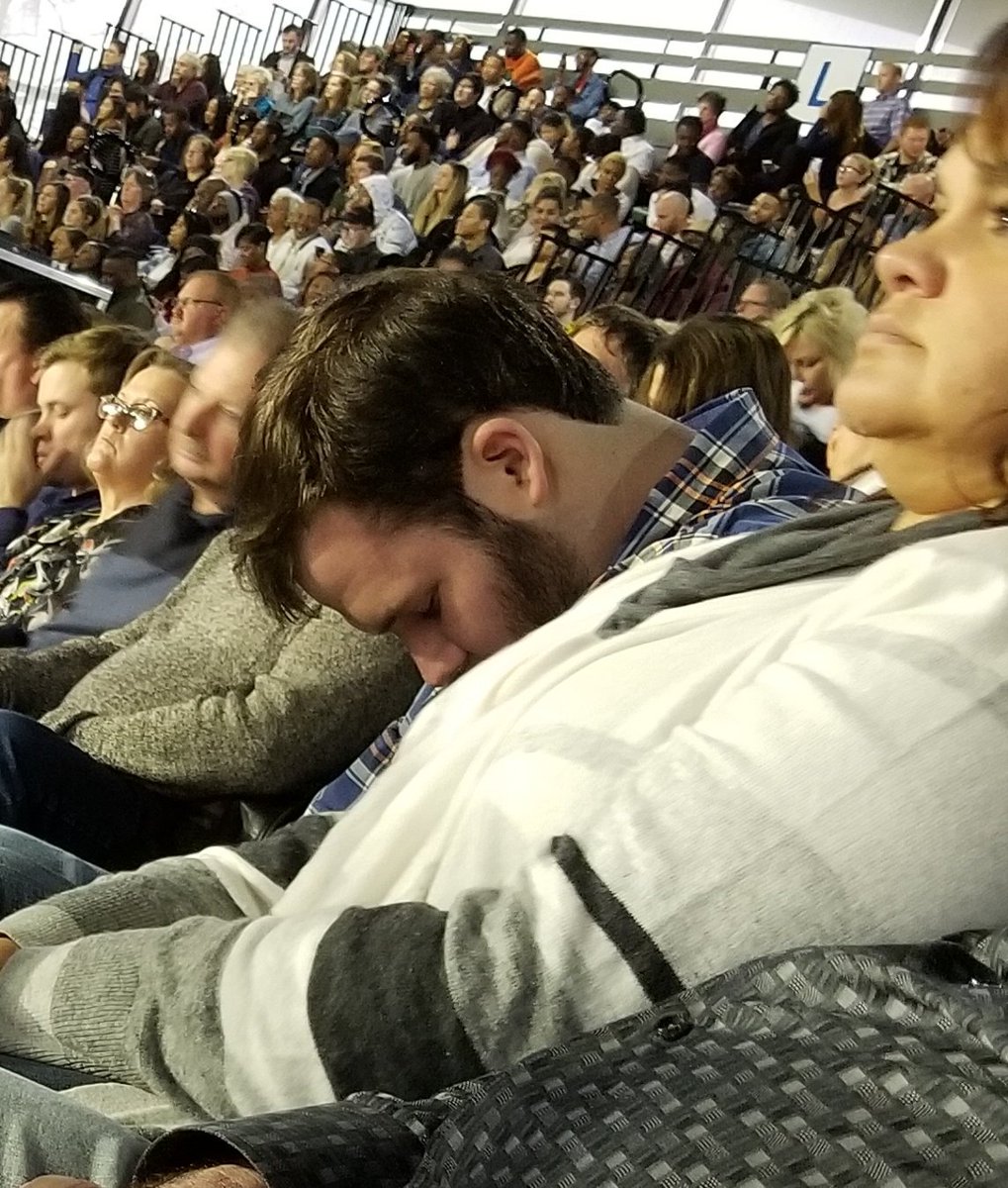 Sambo37343's tweet photo. This dude's asleep at graduation #SameDudeSame #MTSUGraduation https://t.co/Q3WO0aazDK