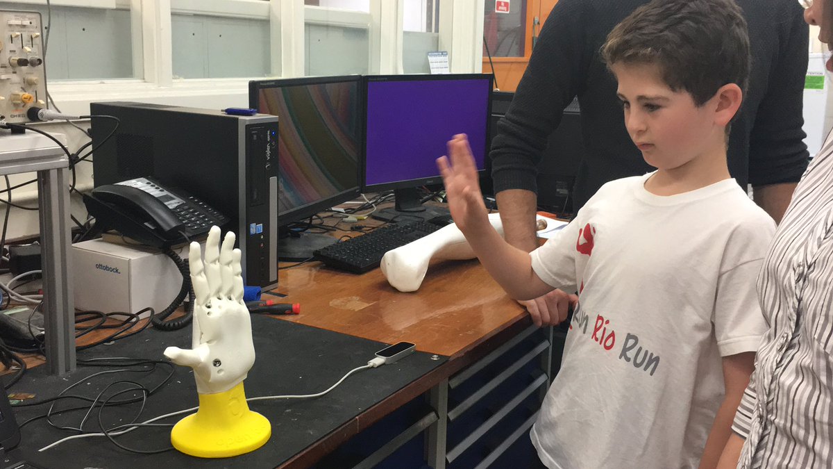 BladeBoyRio's tweet photo. #TB Rio’s Oct/Nov #column @PosAbilityMag Rio enjoyed his visit to Dr Liudi Jiang’s lab @unisouthampton #InstituteofLifeSciences Department of #Engineering and The #Environment 
#SouthamptonUniversity #Prosthetics #Animatronics #FortisNet 
#PosabilityMagazine #NothingIsImpossible https://t.co/sz95IZ5g4G