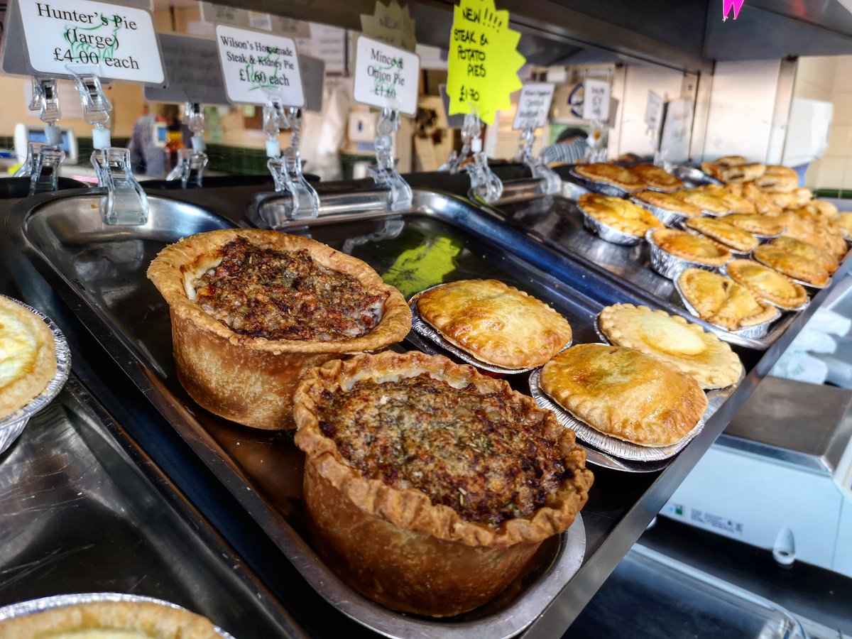 Wilsons_of_York's tweet photo. Just some pies #porkpie #huntsman #butcher #bakery https://t.co/e6yHE2j6NG