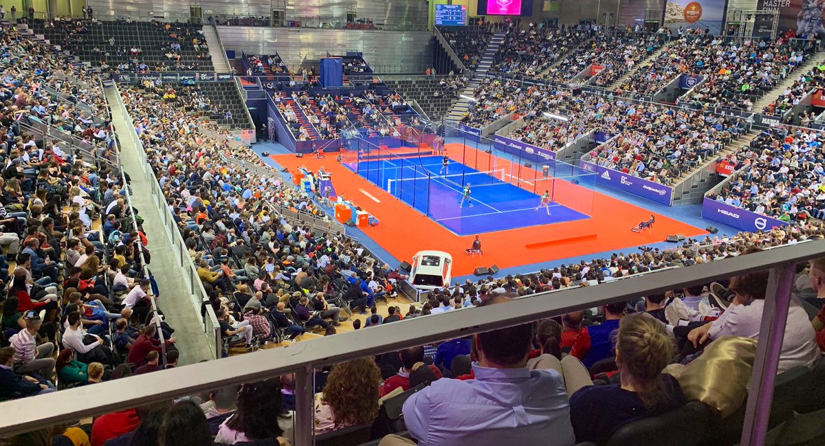 Padel3punto0's tweet photo. Las imágenes que está dejando el #WPTMasterfFinal @WorldPadelTour son ALUCINANTES. Enhorabuena. Lo que es, es. 👏🏻👏🏻👏🏻
#Padel #WPTMasterfFinal https://t.co/kdEdQlqluP