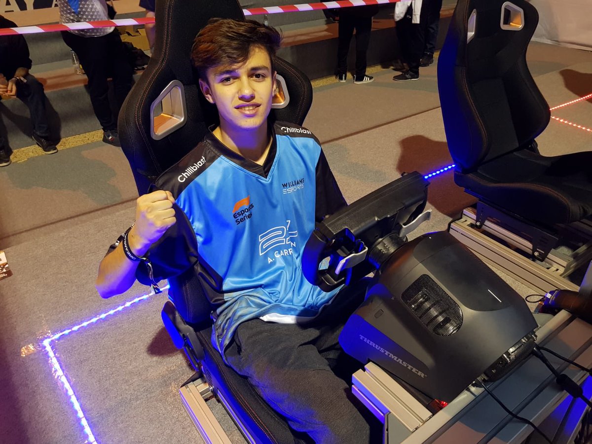 WilliamsF1TG's tweet photo. #DHSEV18 | A brilliant Saturday here at #DHSEV18 for #WilliamsEsports with victories in both @MundoGT #SCE and #SF1 

Leading both classes heading into Sunday! Bring it on 💪

#WilliamsEsports #SimRacing #Esports https://t.co/U70CzBZYx7