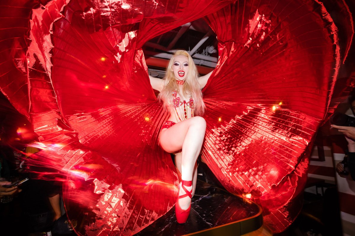 china with <a href="/CirqueLeSoir/">Cirque le Soir</a>