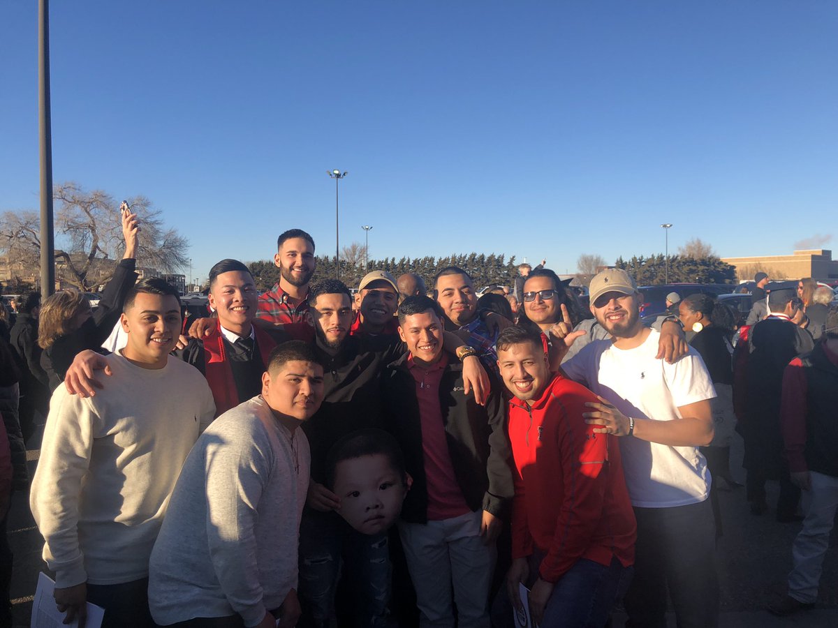 tphan_23's tweet photo. Different mothers but they still my brothers 

I love each and every one of you more than you know https://t.co/yIYFyE31HF