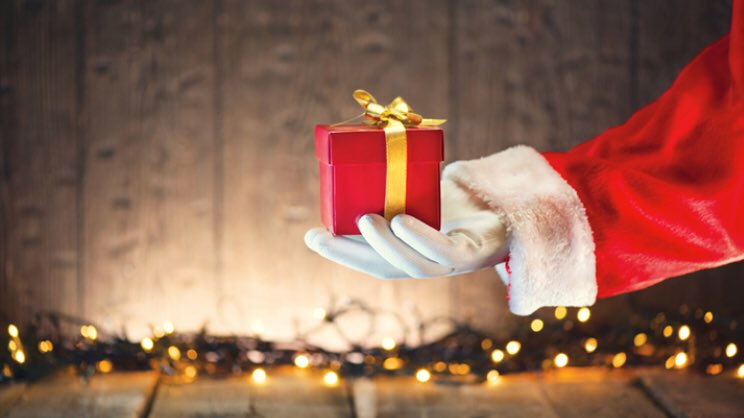 🎁 ALL I WANT FOR #CHRISTMAS IS....🎁

1 night Overnight Stay, Full Irish Breakfast, 3 Course Evening Meal, Glass of Wine &amp; Late Check-Out.

*From €88 per person sharing. 
carltonhotelblanchardstown.com/en/reservation… #CarltonBlanch #Hotel #Dublin