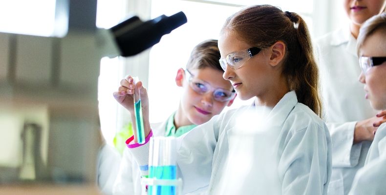 MillerWestC's tweet photo. The fourth industrial revolution is upon us so how do we integrate STEAM into lessons as opposed to teaching them as separate subjects? https://t.co/x0VZoFZaFb #Steam https://t.co/MG3O27JOHm