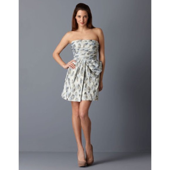 wardrobechanges's tweet image. So good I had to share! Check out all the items I'm loving on @Poshmarkapp from @mint_solo #poshmark #fashion #style #shopmycloset #bcbgmaxazria: bnc.lt/focc/ybLXKg5XpS