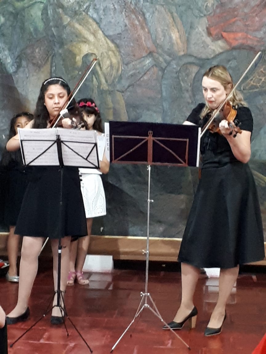 saltamuseo's tweet photo. #EnVivo 
Largamos  la noche de los museos  con pequeños grandes artistas! #LaCulturaNoDuerme #NochedelosMuseos #CasadeHernández #Turismo #Salta https://t.co/2TLg3AmsFV