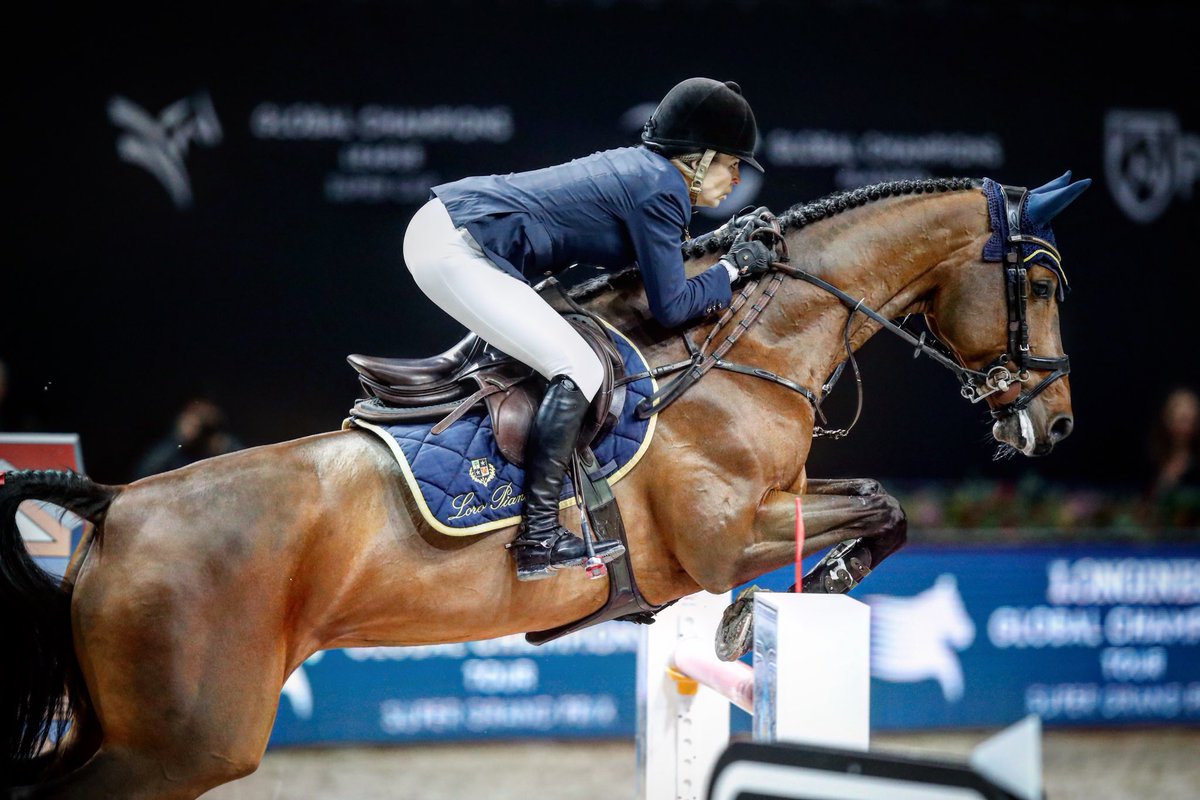She’s done it!!!!!!!! Edwina Tops-Alexander and California WIN the Longines Global Champions Tour Super Grand Prix!!!!! Unbelievable! 😱😱😱 #LGCT @LonginesEq