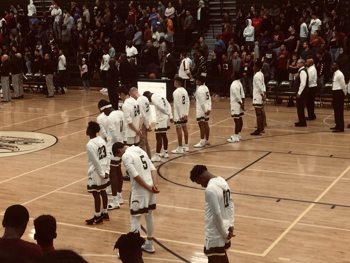 maarkeseee's tweet photo. Glad to say that transferring schools have been nothing but great for me. I was able to link with the coaches and dial in to the environment. I really appreciate being able to connect with my teammates and create a good bond with them. This is more than a team its a BROTHERHOOD❤️ https://t.co/liuiTNzJNW