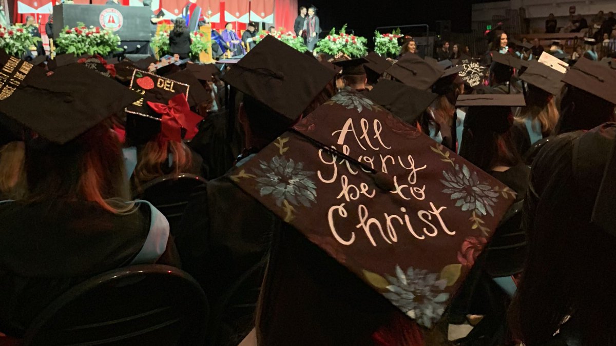 azusapacific's tweet photo. Amen! Congrats to the nearly 1,500 students who completed a significant milestone and graduated today. We can wait to see where God leads you next. #differencemakers #iheartAPU #Classof2018 🎓🎉 https://t.co/c9MP3uKtcu