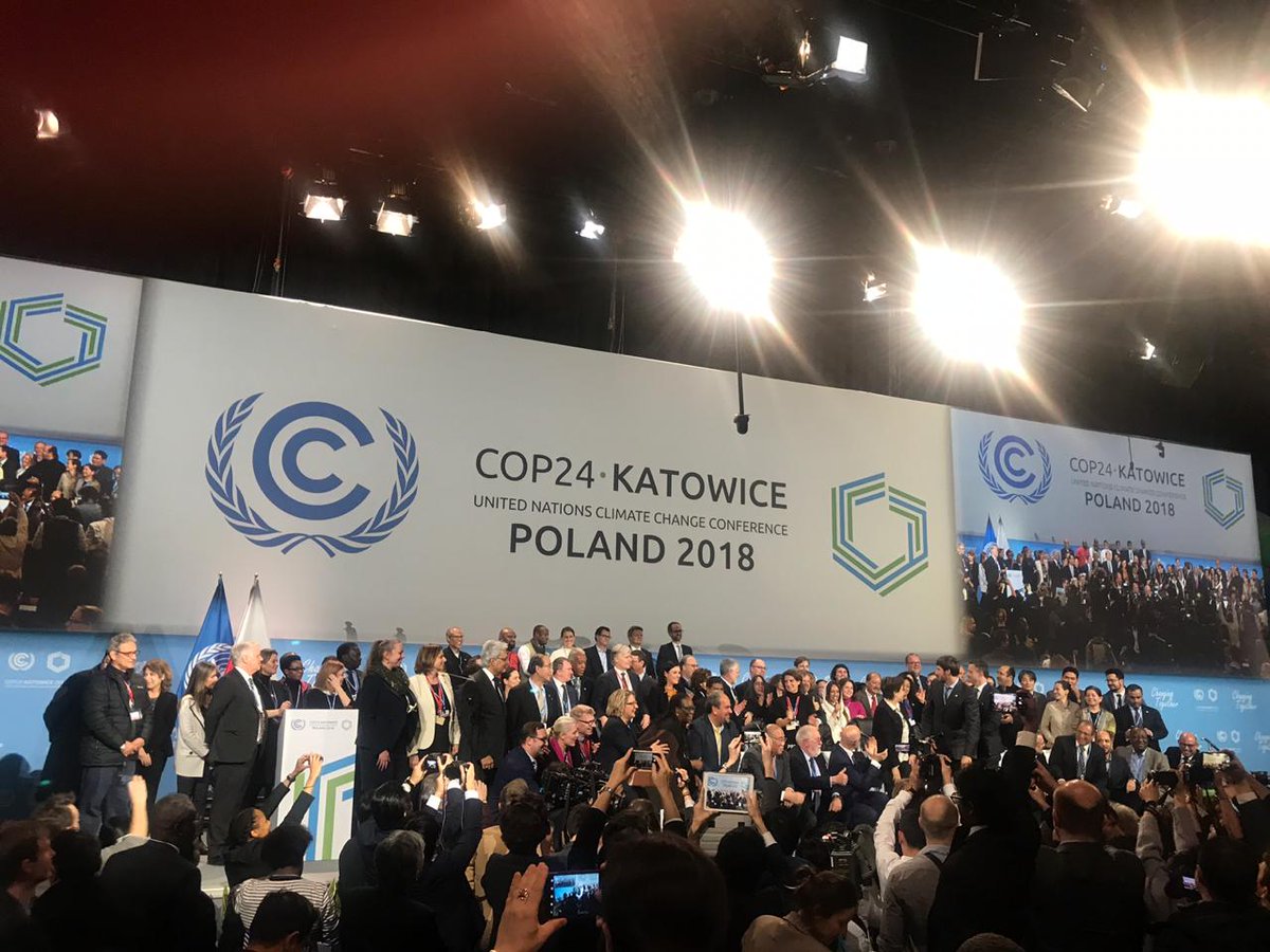 Cancillería Colombia (@cancilleriacol) on Twitter photo <a href="/CancilleriaCol/">Cancillería Colombia</a> en representación de @ailacCC participa en el cierre de la #COP24 en Katowice, Polonia. El mundo adopta el Programa de Trabajo del Acuerdo de París <a href="/CMNUCC/">ONU Cambio Climático</a> <a href="/CancilleriaCol/">Cancillería Colombia</a> en representación de @ailacCC participa en el cierre de la #COP24 en Katowice, Polonia. El mundo adopta el Programa de Trabajo del Acuerdo de París <a href="/CMNUCC/">ONU Cambio Climático</a>