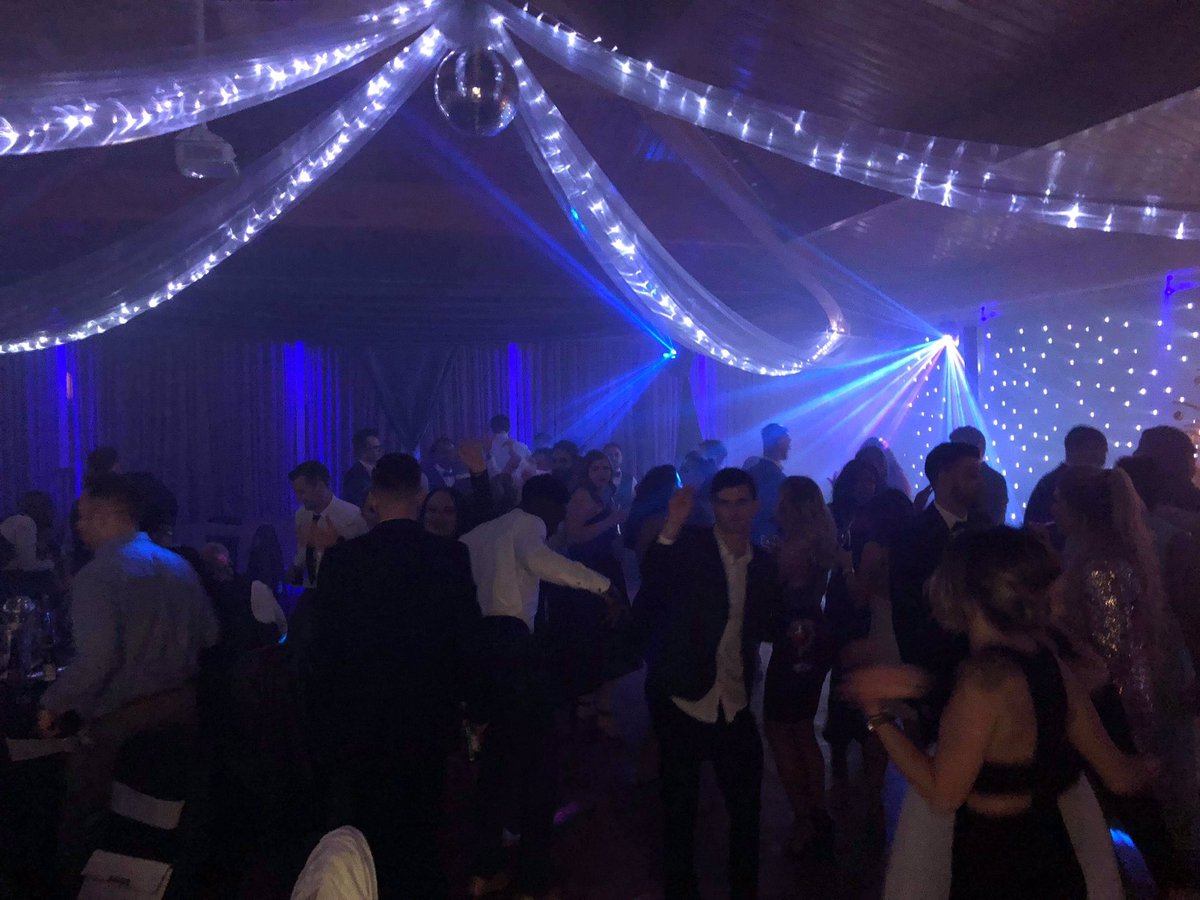 jbr_dj's tweet photo. Tonight’s Christmas Party at Woburn Safari with @1Entertainments https://t.co/3ZzvYkjI77