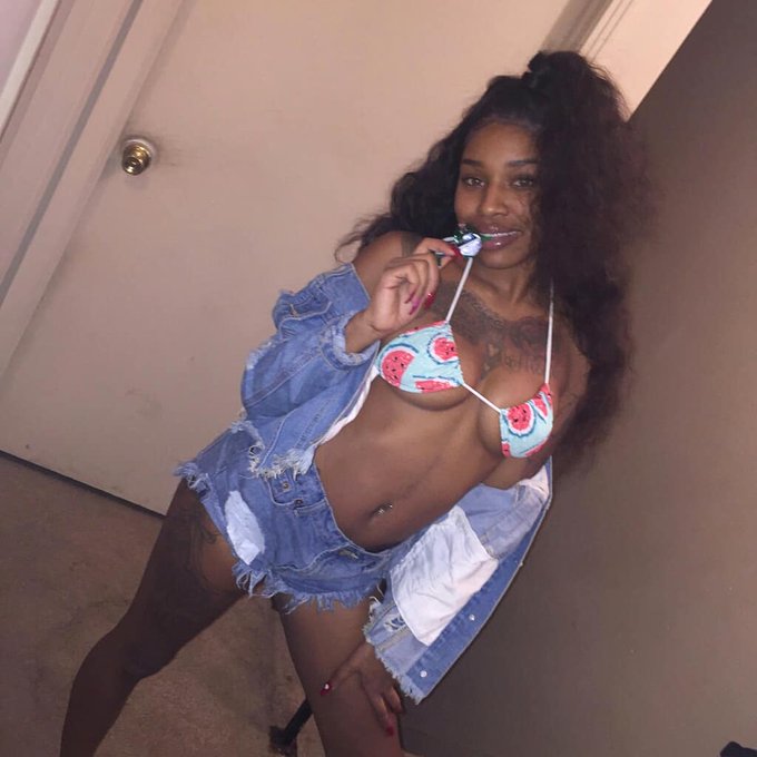 Bae. https://t.co/8zZMpYsTId<a href="/tag/newprofilepic"class="tags"><span>#newprofilepic</span></a>