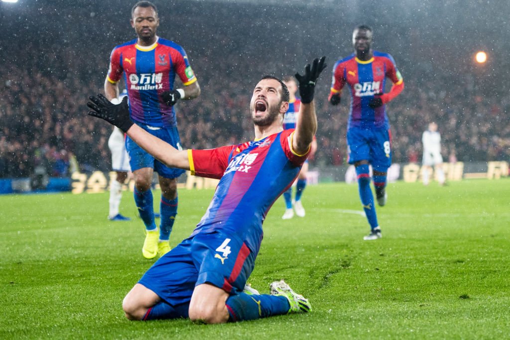 This is Crystal Palace's first victory in 14 Premier League games without Wilfried Zaha appearing. The last Zaha-less win was 3-2 vs Sunderland on September 24th 2016. #MOTD