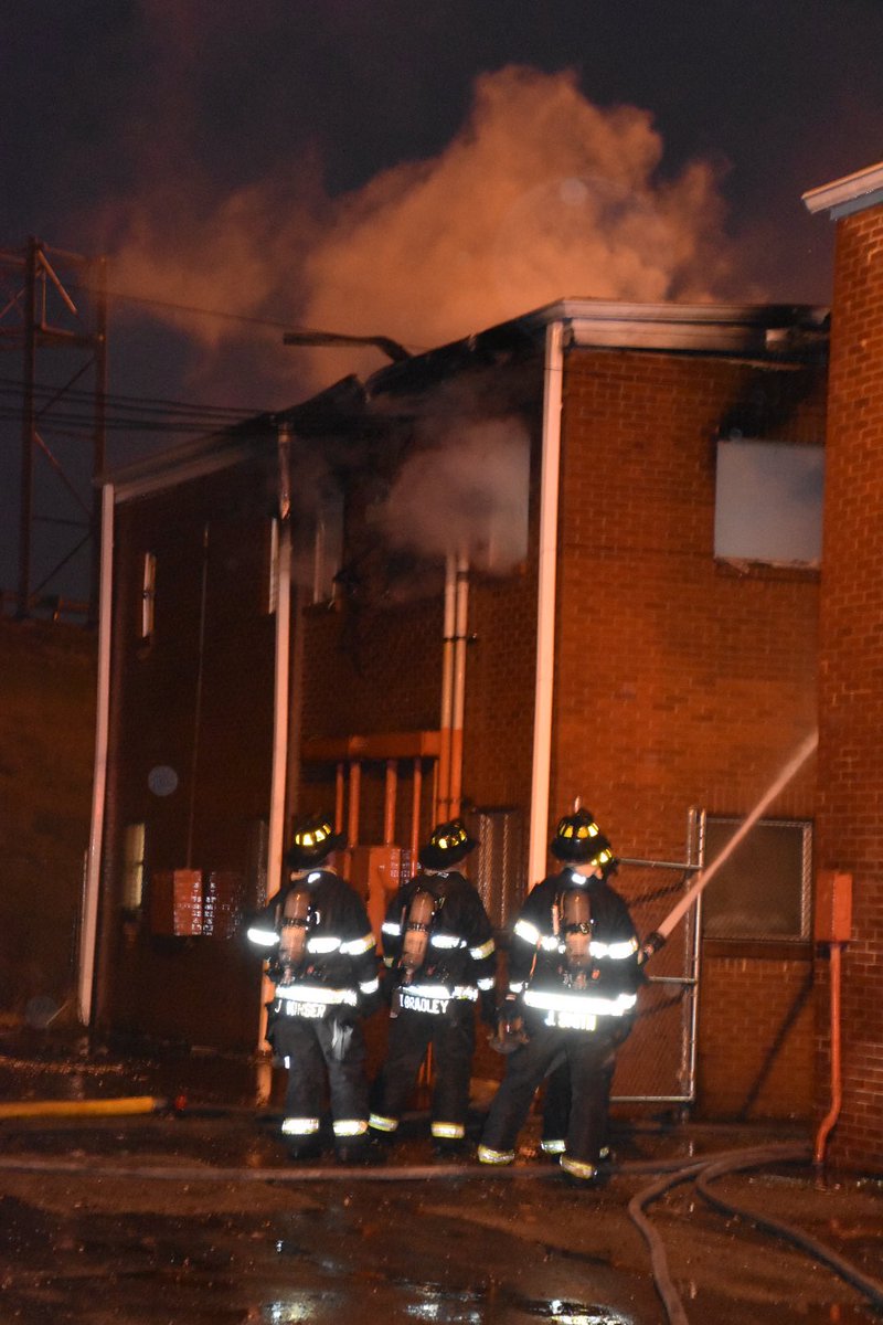 IFD_NEWS's tweet photo. 5:18 PM - Multiple calls to 911 from drivers on interstate report heavy fire coming from rear of New Bethel Missionary Baptist Church at 1535 Dr. AJB Blvd. EG 22 on scene w/in 3 minutes #AggressiveAttack on second floor w/ fire now through the roof. https://t.co/zdiWpD4YR0