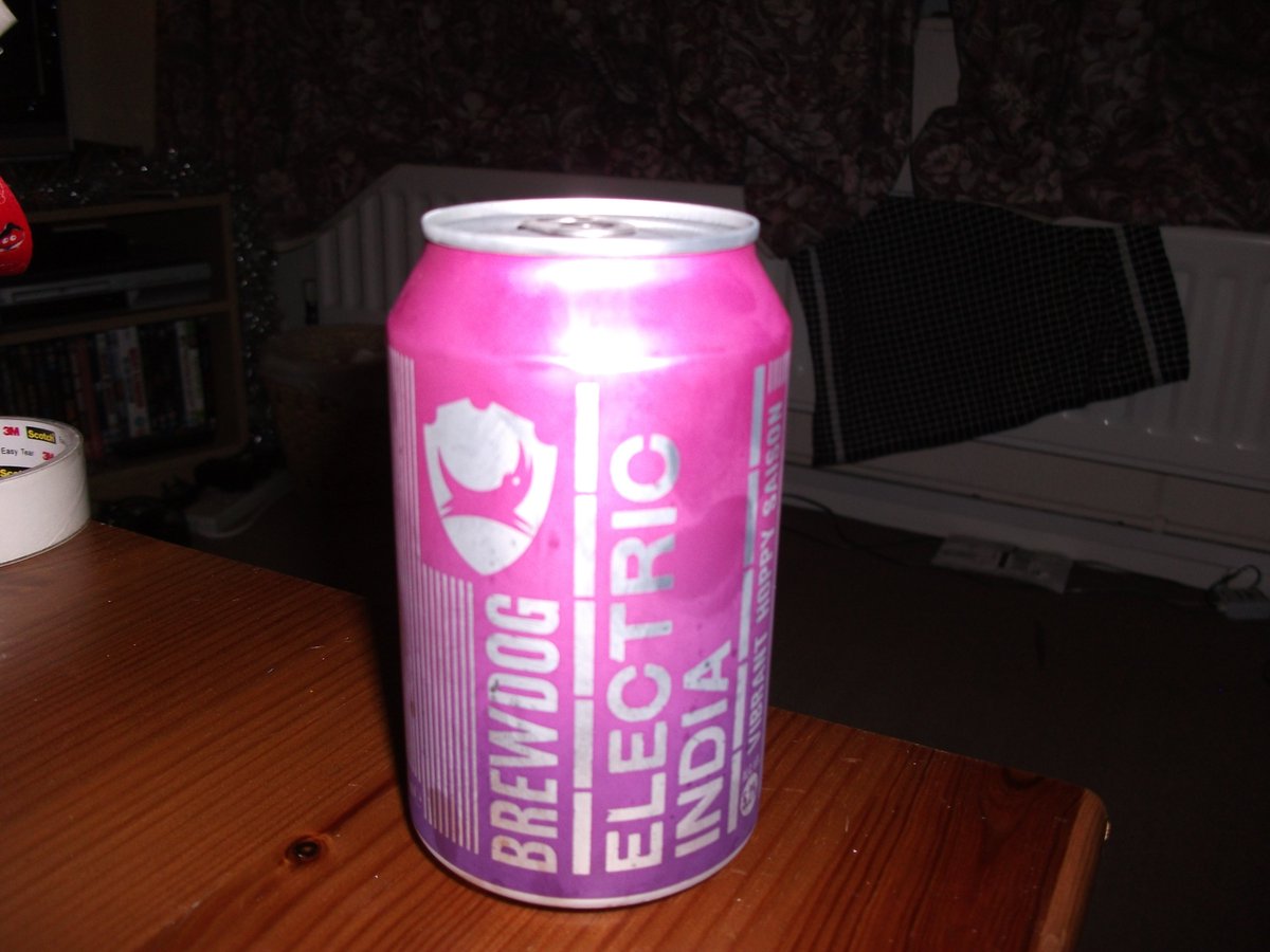@TheBeerHawk Day 15 - #xmascheers Sending a tweet of today's effort before Midnight! Nice Brewdog beer I haven't had before!