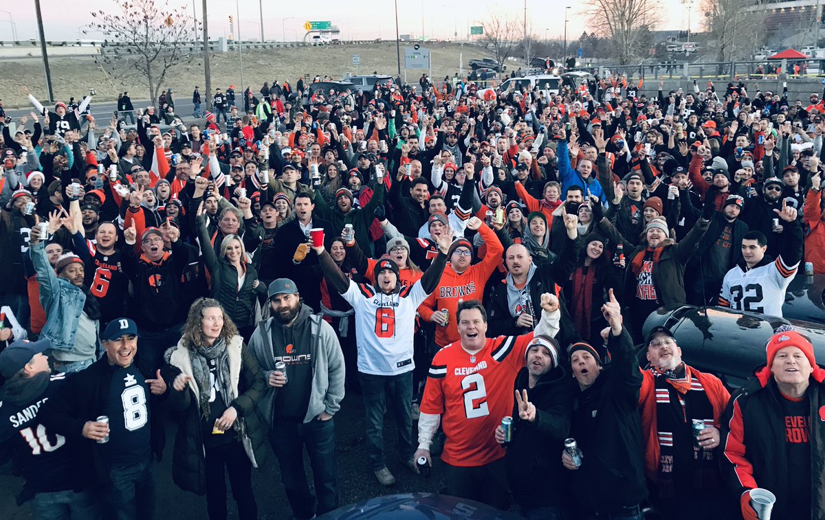 Wait, are we in Cleveland or Denver? These people woke up feeling dangerous today. What a great tailgate turnout by our @MileHighBrowns Backers. Let’s go #Browns