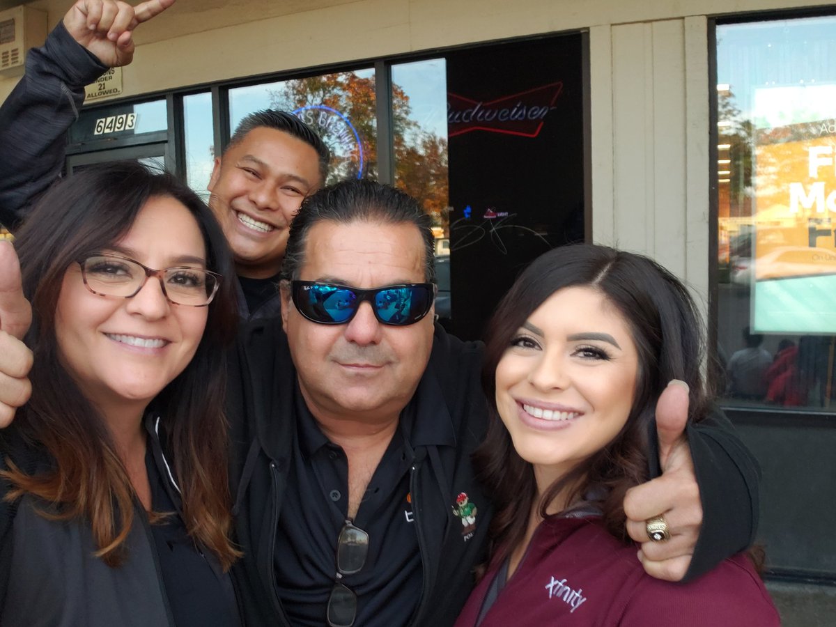Hanging with these peeps!! Christmas Toy Giveaway at Boost Mobile Blackstone &amp; Sierra! <a href="/pedritoway/">petedog1</a>  <a href="/buksinh/">Sinh Anourack</a> <a href="/VIPwireless/">VIP Wireless</a> <a href="/vip_burson/">VIPBill</a> <a href="/DaveBerginVIP/">Dave Bergin</a> <a href="/vipcaseyf/">Casey Fernandez</a> <a href="/VIPsalazargomez/">Salazar Gomez</a> <a href="/CGuzmanVIP/">Chris Guzman</a>  @MichaelHarnVIP #theVIPboost #toygiveaway