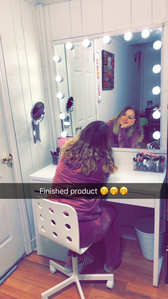 jacobrys's tweet photo. Early Christmas gift for the loml 🥰 https://t.co/TXYimE1gVp