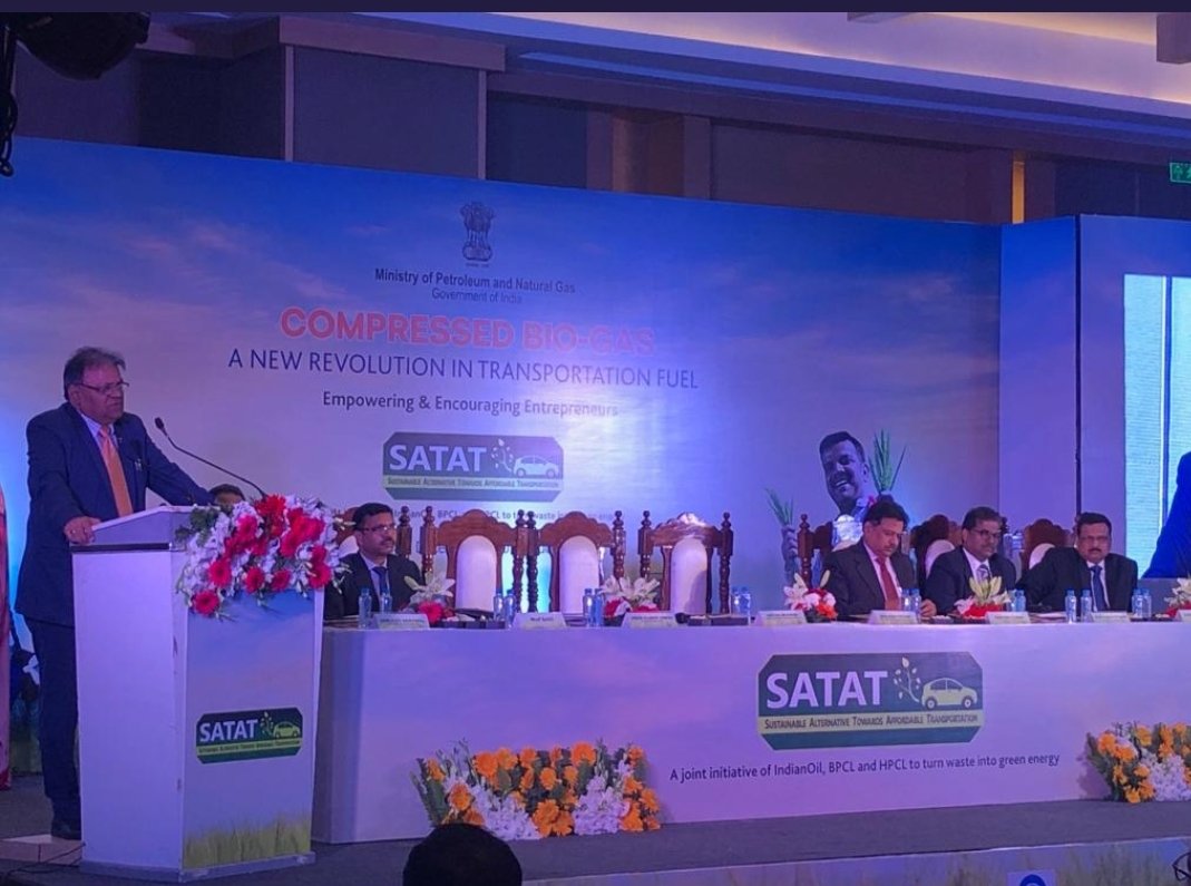 <a href="/BPCLimited/">Bharat Petroleum</a> Director(Marketing) @singharunbpcl addressed more than 130 entrepreneurs on  Compressed Bio Gas manufacturing,    its economics, and importance in providing clean fuel. #SATAT