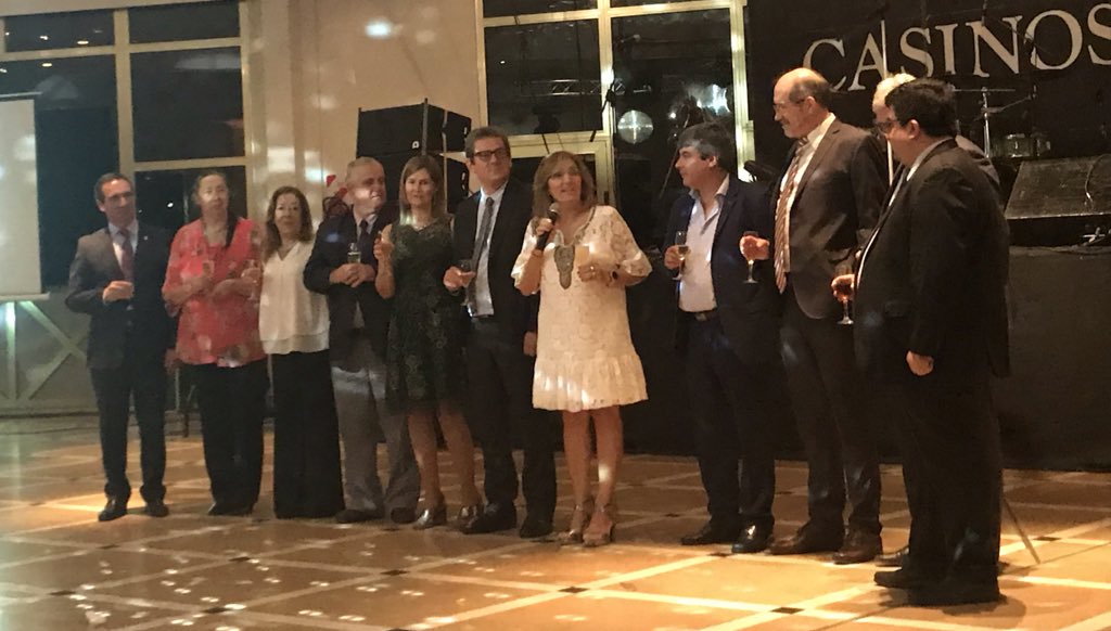 agentiaunne's tweet photo. Cena Aniversario de la @unneargentina #62años https://t.co/8c06VctXSk