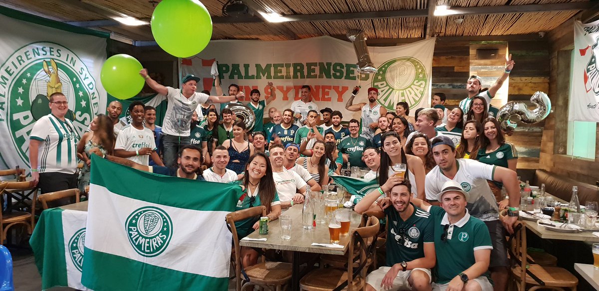 PalmeirensesPIS's tweet photo. Obrigado a todos que compareceram e desculpa pelo limite de lugares para aqueles que não conseguiram tickets nesse ano. Em 2019 faremos muito maior e um grande OBRIGADO aos que organizaram esse evento e valeu @ricinada pela correria também. #FestaDoDeca
@Palmeiras...É o PIS!! https://t.co/vAmQarKgBc